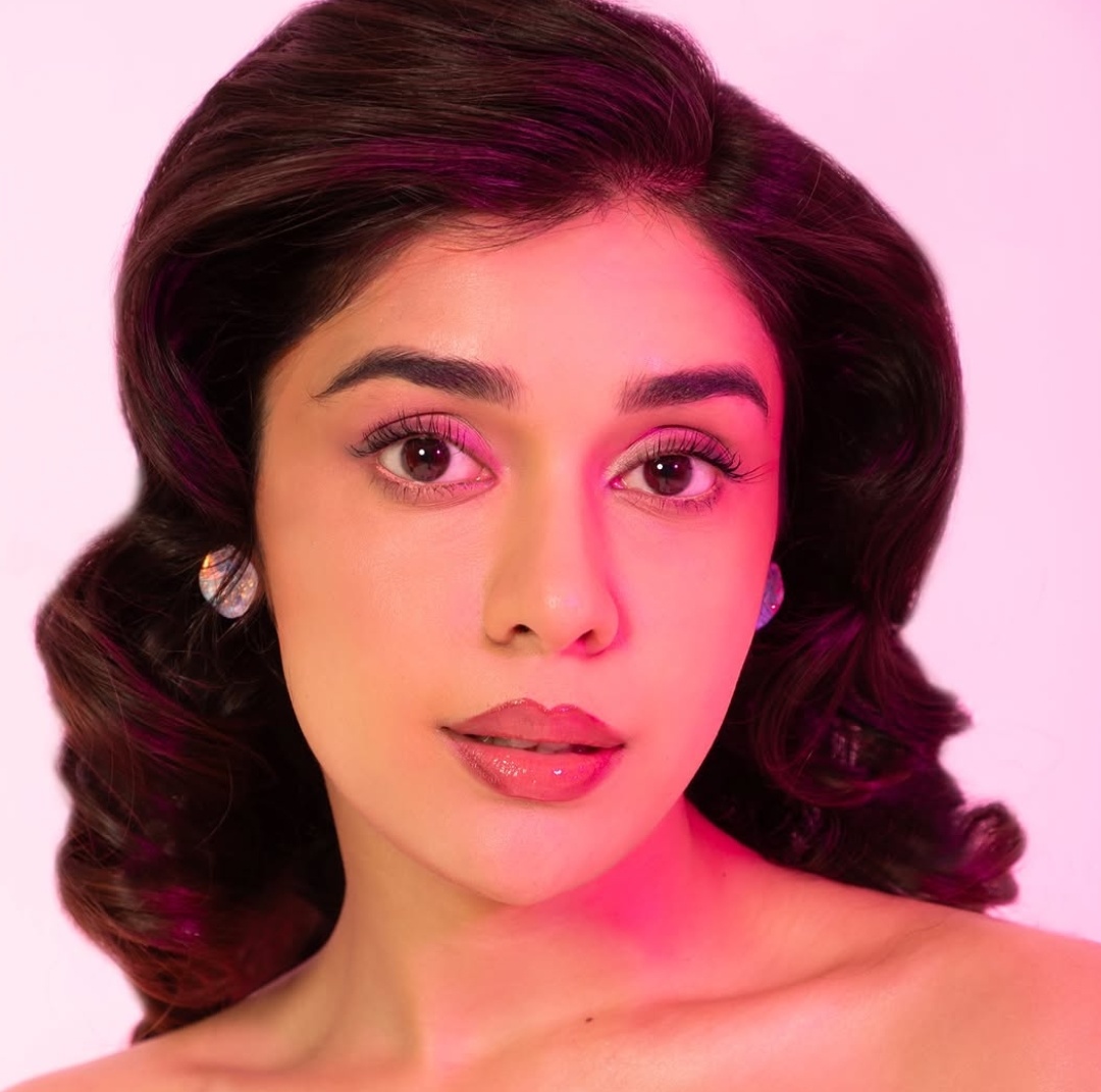 Eisha Singh 
